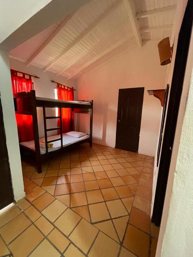 Hotel Candilejas Puerto Berrio Bagian luar foto